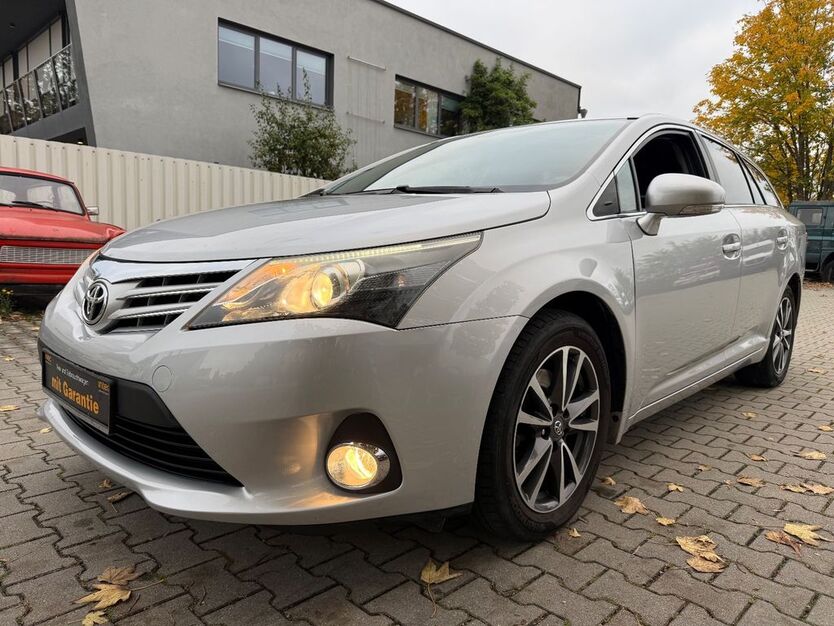 Toyota Avensis 139.000 km 8.990 € Mühldorf am Inn 84453