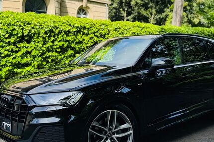 Audi Q7 139.000 km 41.990 &euro; Köln 50933