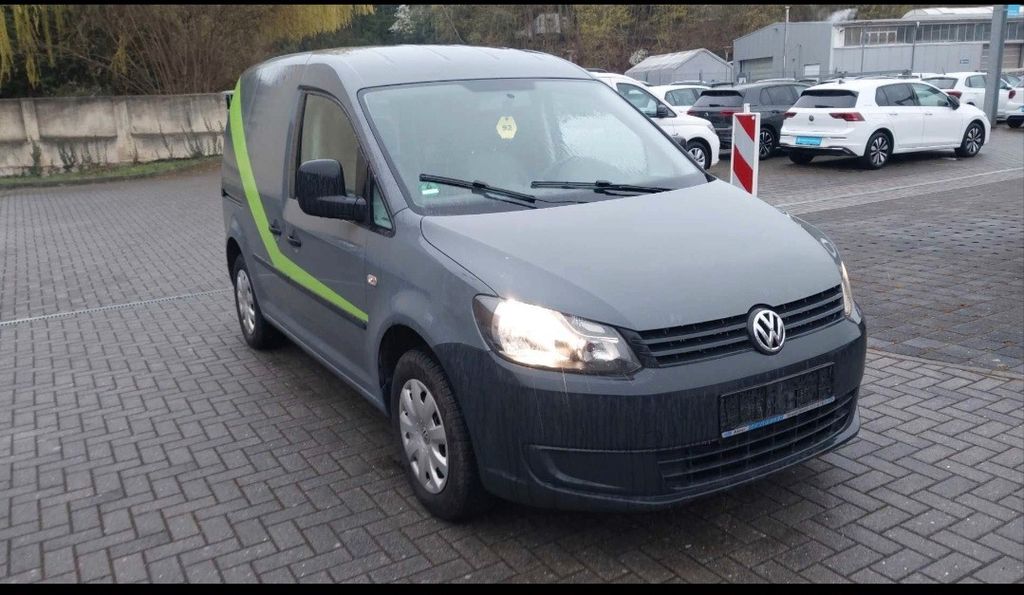 VW Caddy 188.300 km 5.990 &euro; München 80995