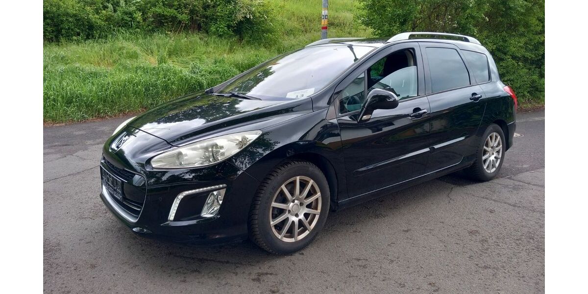 Peugeot 308 188.261 km 3.295 &euro; Herborn-Burg 35745