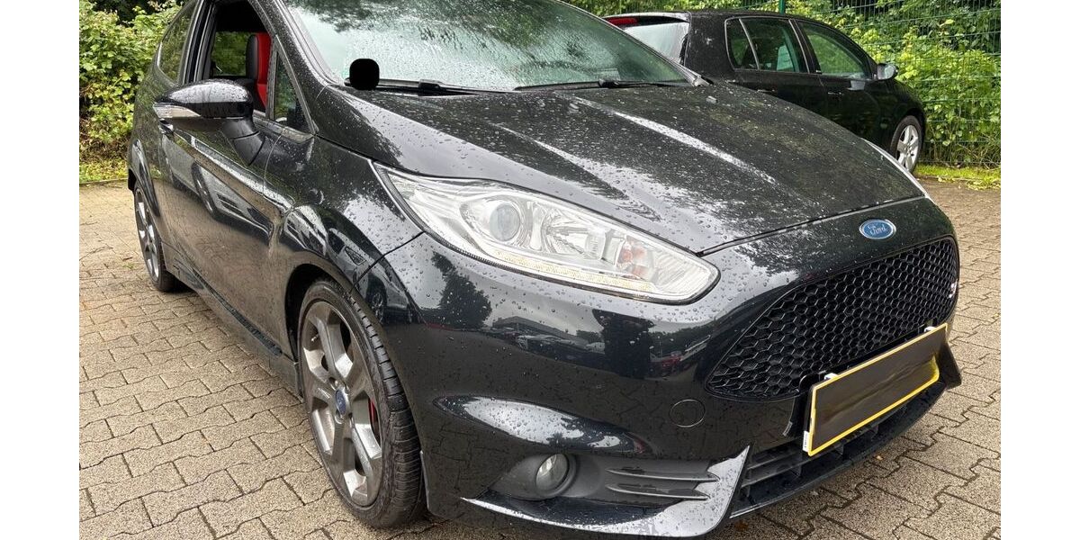 Ford Fiesta 115.000 km 9.980 &euro; XANTEN 46509