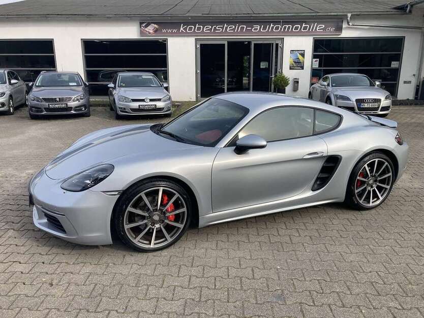 Porsche Cayman 130.000 km 42.850 € Schorndorf 73614