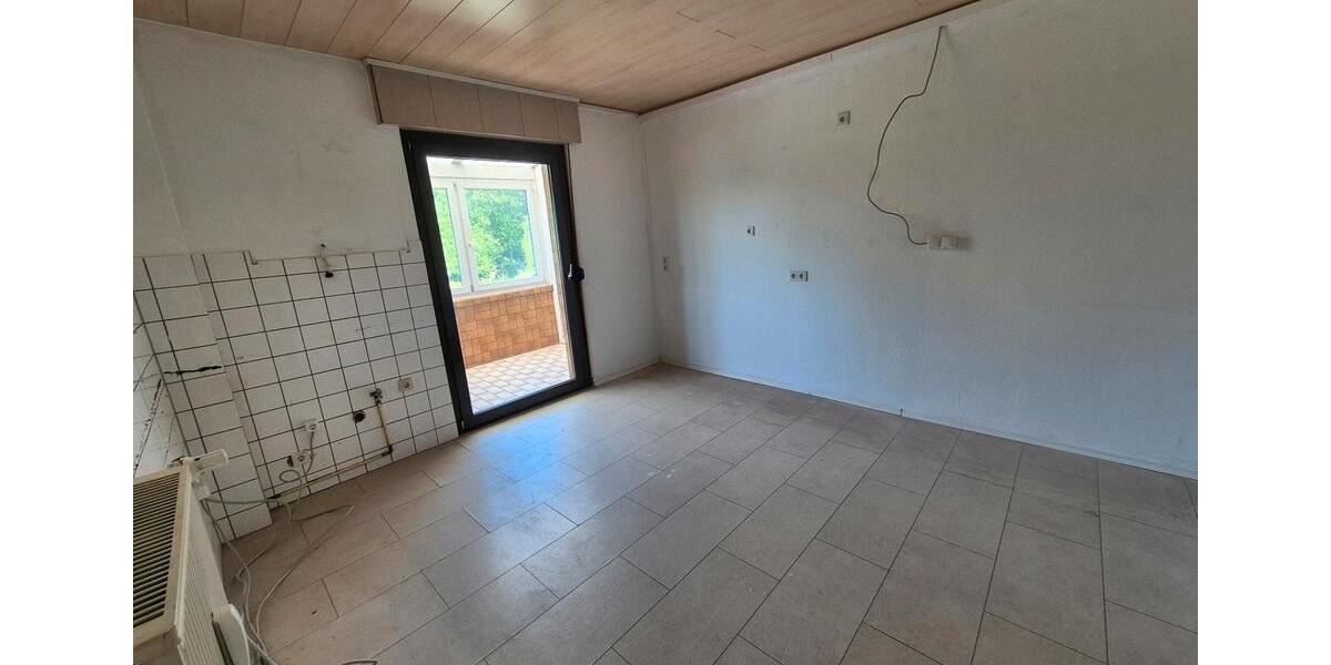 Etagenwohnung Völklingen - 3 Zimmer, 82 m&sup2;, 630&euro; | Angebot:26397489