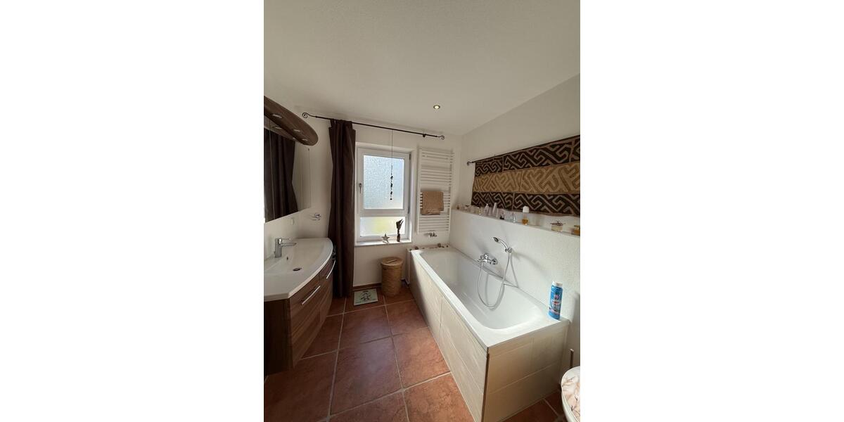 Erdgeschoßwohnung Burgkirchen an der Alz - 3 Zimmer, 74 m&sup2;, 360.000&euro; | Angebot:27144995