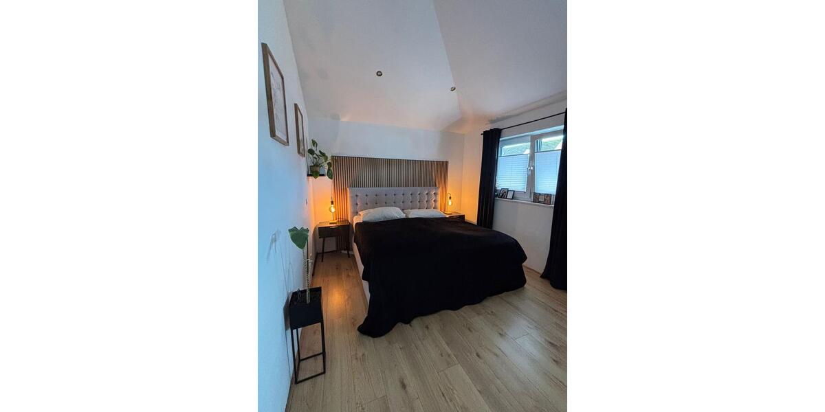 Dachgeschoßwohnung Uelsen - 5 Zimmer, 145 m&sup2;, 1.550&euro; | Angebot:26182591