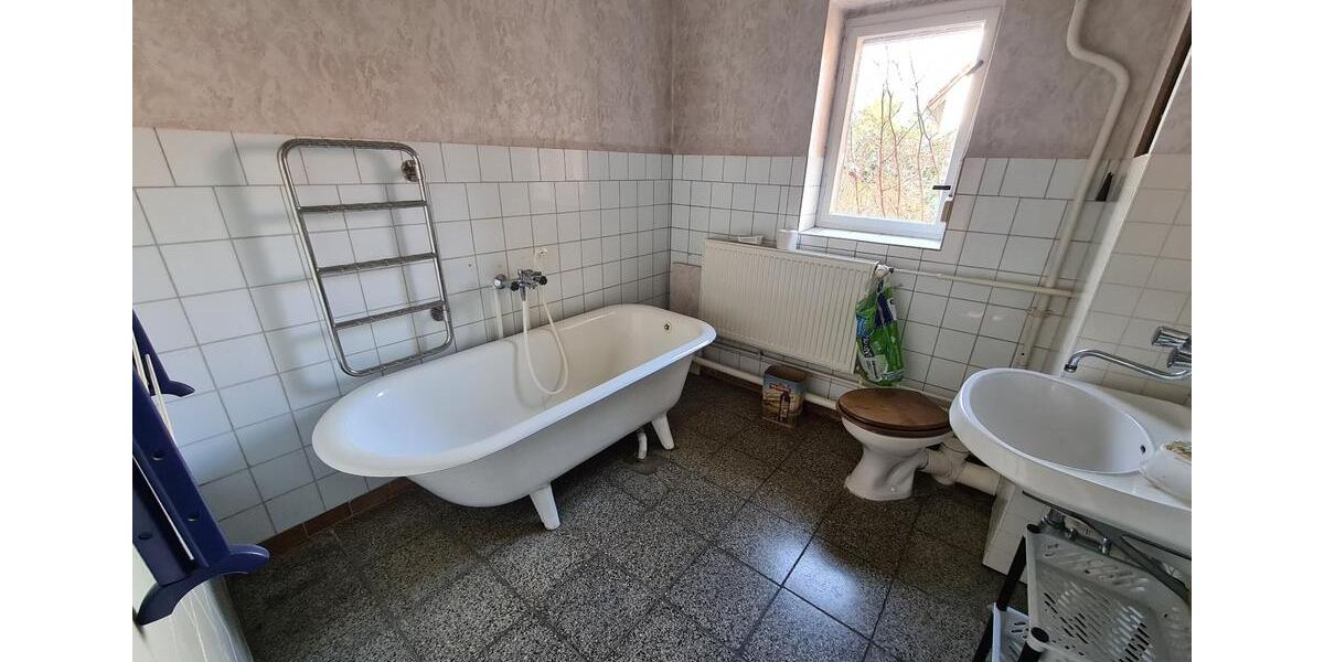 gr. Wohnhaus, Mehr-Generationen-Haus 12 zimmer