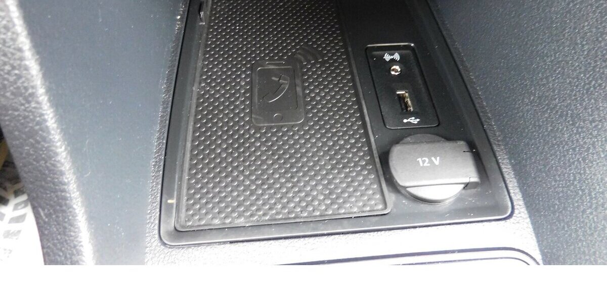 VW Caddy Maxi Abt-e Elektrik DSG Klima Navi 1.700 km 15.690 € Vordorf 38533