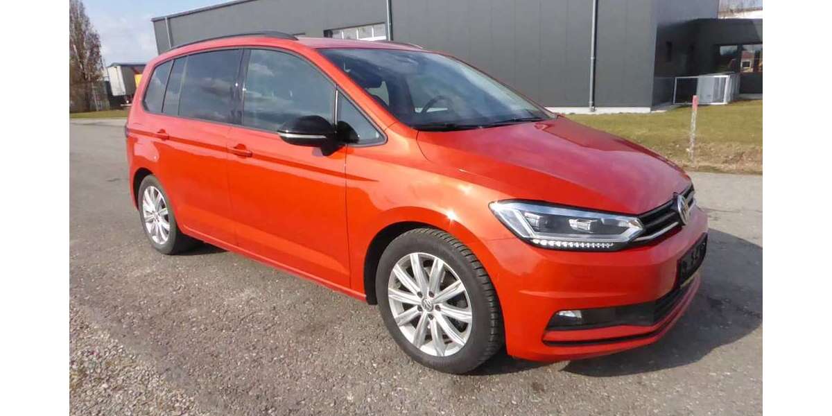 VW Touran 134.820 km 19.950 &euro; Türkheim Gewerbegebiet Irsingen Unterfel 86842