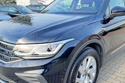 VW Tiguan 76.371 km 28.560 &euro; Nabburg 92507