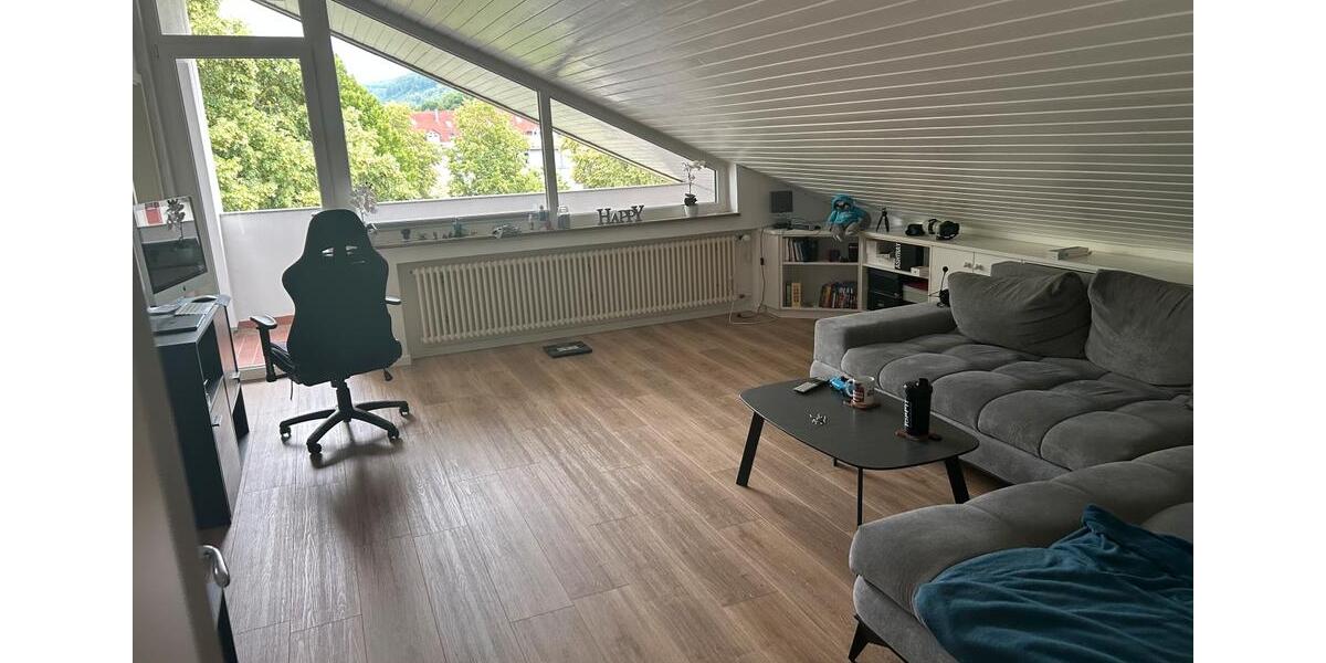 Dachgeschoßwohnung Oberkochen - 3 Zimmer, 57 m&sup2;, 675&euro; | Angebot:25512952
