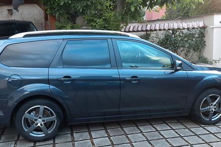 Ford Focus 195.000 km 3.500 &euro; Schkopau 06258