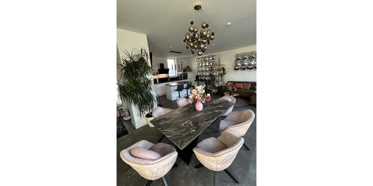 Einfamilienhaus Leipzig - 2 Zimmer, 110 m&sup2;, 1.505&euro; | Angebot:25403941