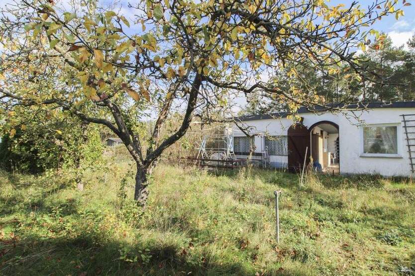 Schönes Erholungsgrundstück mit gestaltbarem Bungalow 2 zimmer