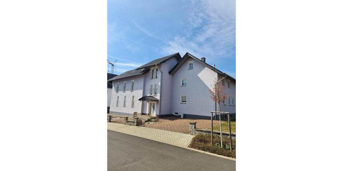 Einfamilienhaus Felsberg - 10 Zimmer, 381 m&sup2;, 750.000&euro; | Angebot:26626231