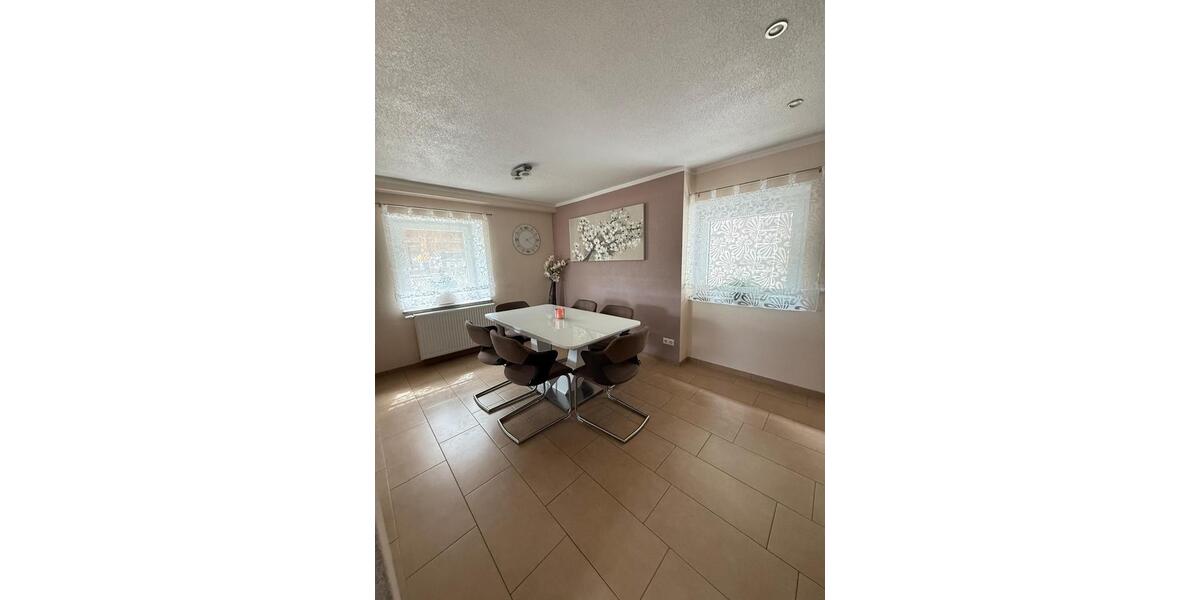Mehrfamilienhaus, Wohnhaus Aach - 9.5 Zimmer, 220 m&sup2;, 628.000&euro; | Angebot:26863205