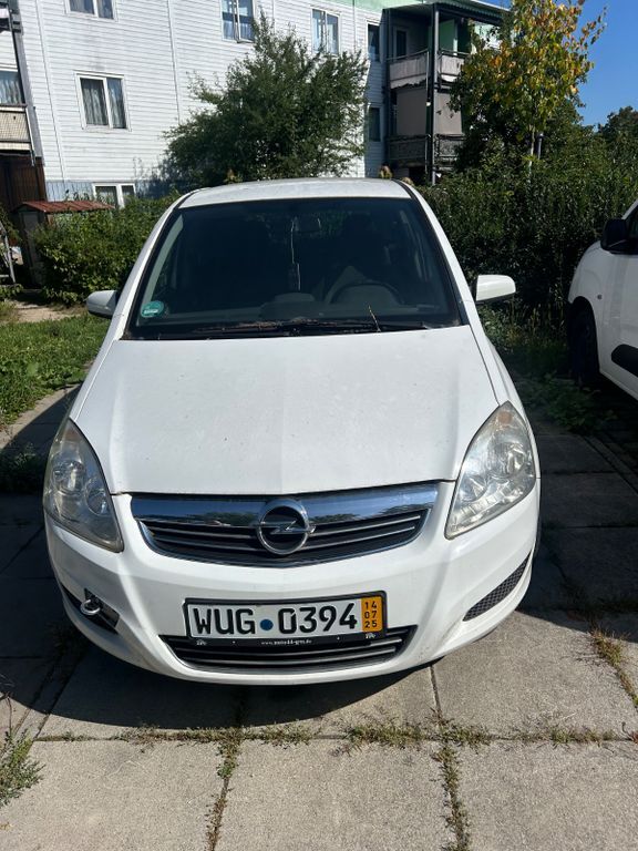 Opel Zafira 200.000 km 800 € Weißenburg 91781