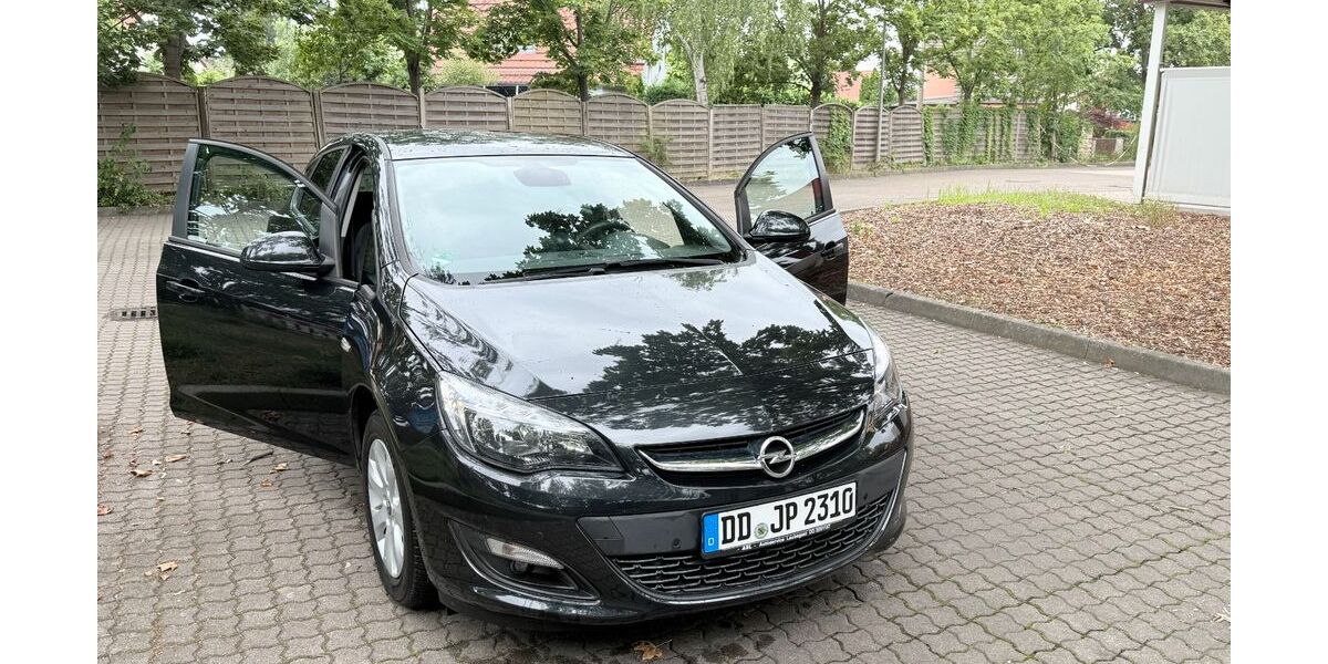 Opel Astra 46.687 km 8.100 &euro; Dresden 01139