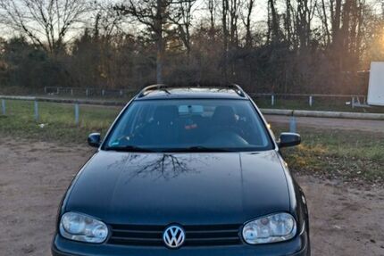 VW Golf 189.722 km 2.300 &euro; Alfter 53347