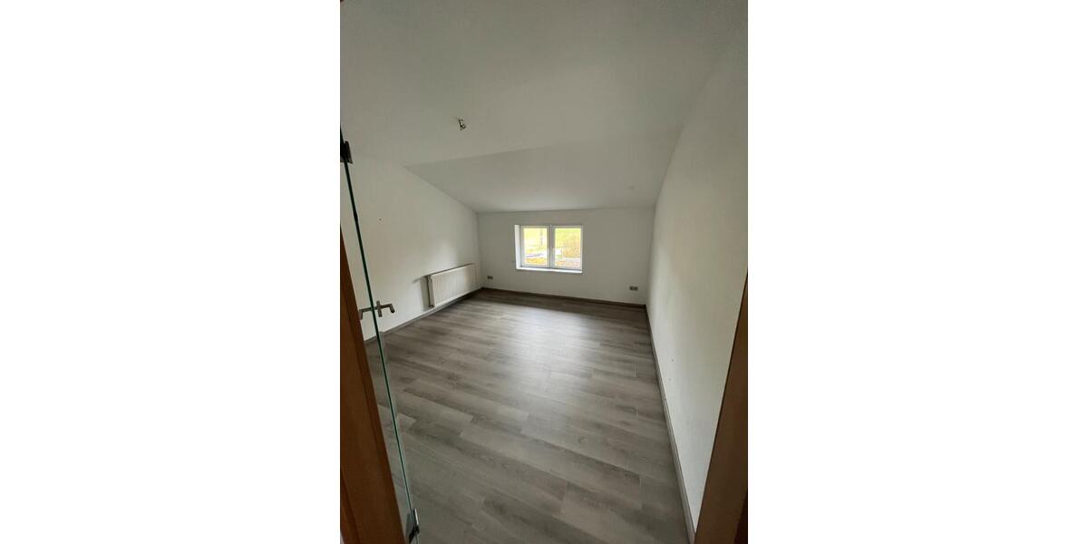 Etagenwohnung Tann (Rhön) - 3 Zimmer, 96 m&sup2;, 650&euro; | Angebot:24447444