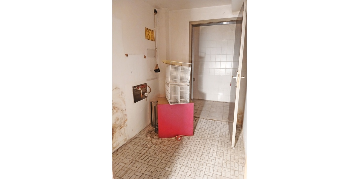 Verwirkliche dich auf ca. 260m², ehem. Untergrunddisco, ESCAPEROOM, Pub, BAR, Gaming! renovierungsbe - Gewerbeobjekt Wolfhagen | Angebot:26601776
