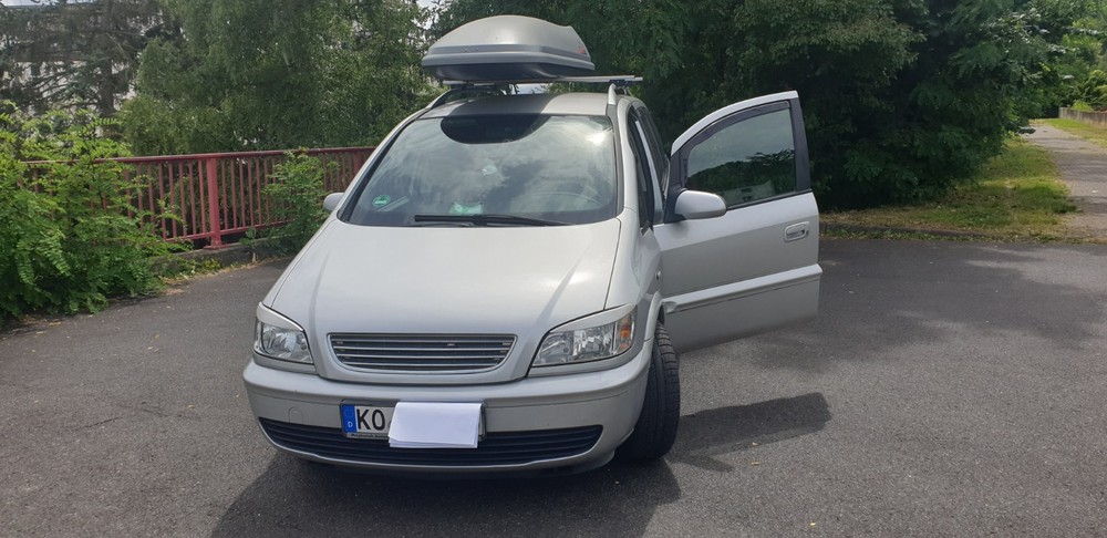 Opel Zafira 131.702 km 2.500 &euro; Koblenz 56068