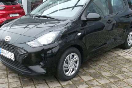 Hyundai i10 1.010 km 17.990 &euro; Dachau 85221