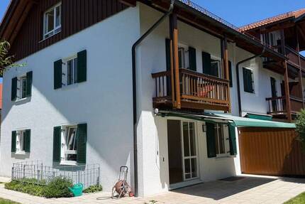 Haus Brunnthal - 5 Zimmer, 156 m&sup2;, 2.500&euro; | Angebot:26853104
