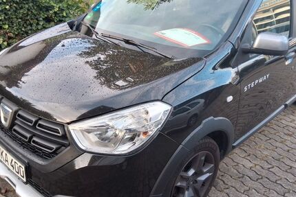 Dacia Lodgy 88.020 km 9.000 &euro; Sonnefeld 96242