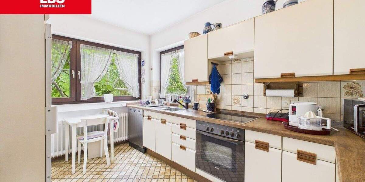 Doppelhaushälfte Bonn Mehlem - 7 Zimmer, 185 m&sup2;, 649.000&euro; | Angebot:24450287