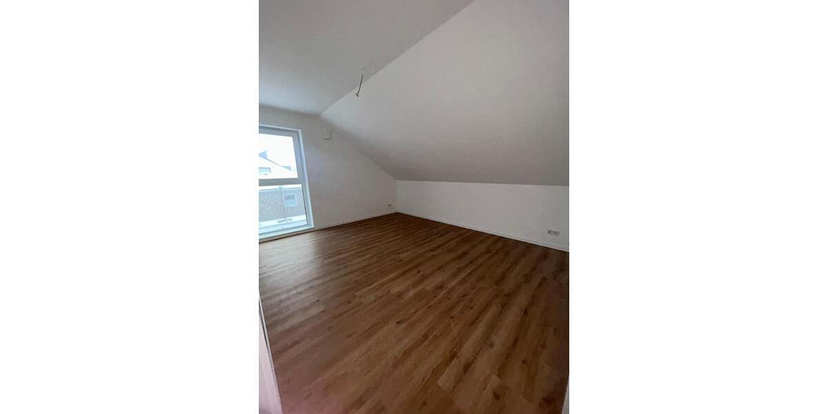 Moderne Neubau-Doppelhaushälfte in Leer 4 zimmer