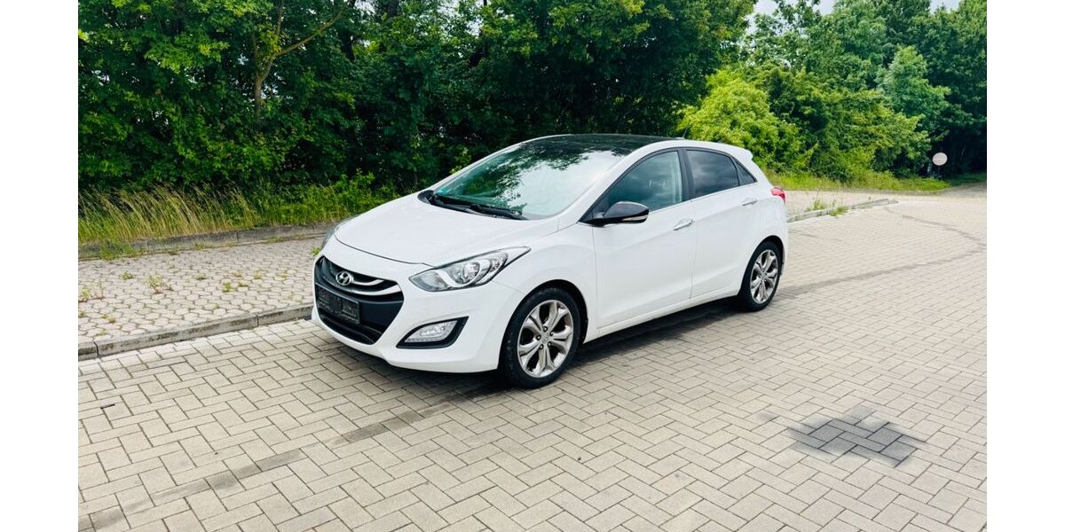 Hyundai i30 116.650 km 8.600 &euro; Burgdorf 38272