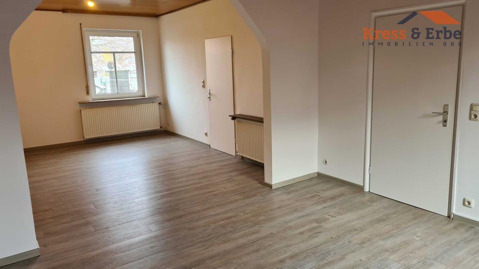 Einfamilienhaus Steinau an der Straße - 7 Zimmer, 176 m&sup2;, 1.190&euro; | Angebot:23726893