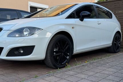 Seat Leon 166.300 km 3.495 € Freilassing 83395