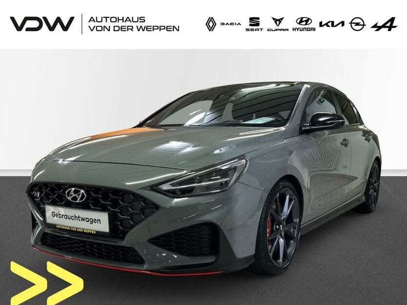 i30