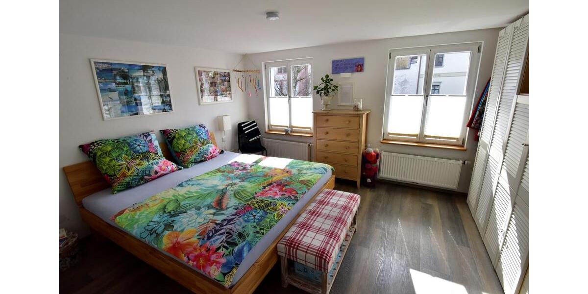 Hochparterre Überlingen - 2.5 Zimmer, 64 m&sup2;, 365.000&euro; | Angebot:26920789
