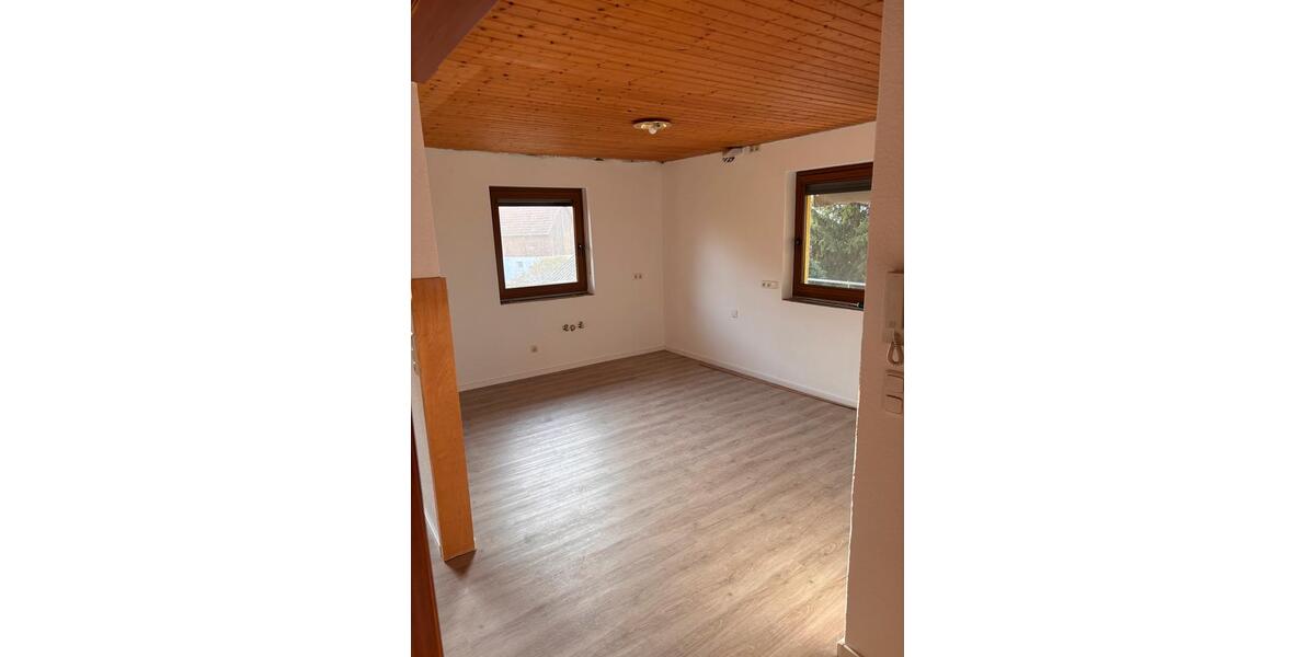 Schöne helle 4 Zimmerwohnung in Reundorf zu vermieten 4 zimmer