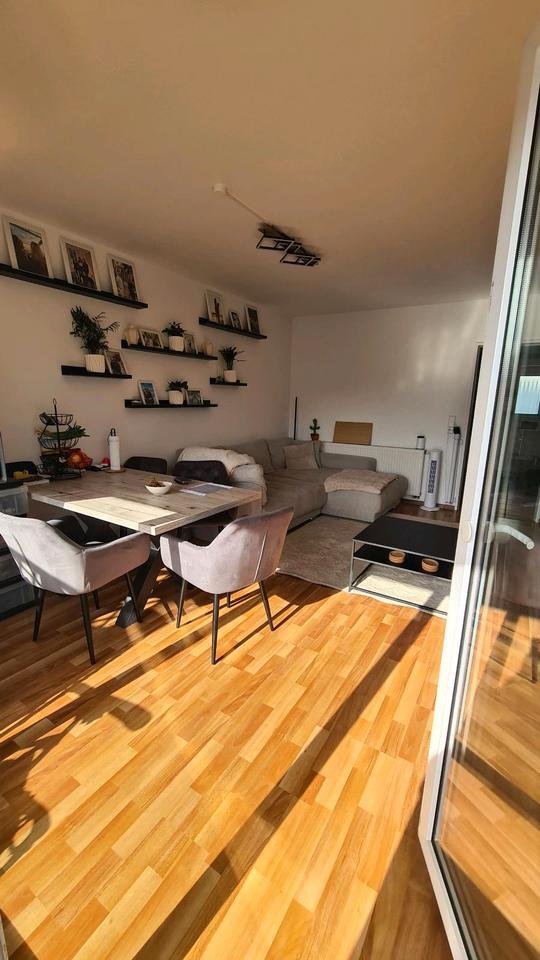 Schöne 3 Zimmer Wohnung zu Vermieten in Paderborn-Elsen