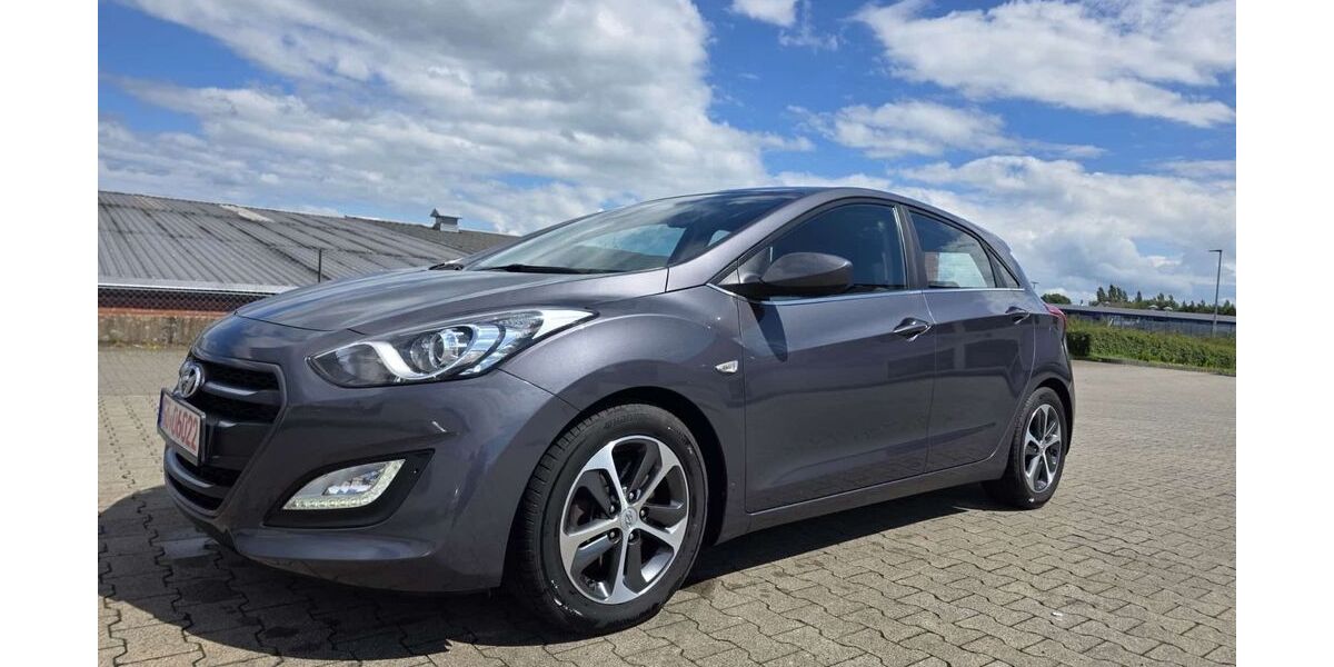 Hyundai i30 199.899 km 7.300 &euro; Rosdorf 37124
