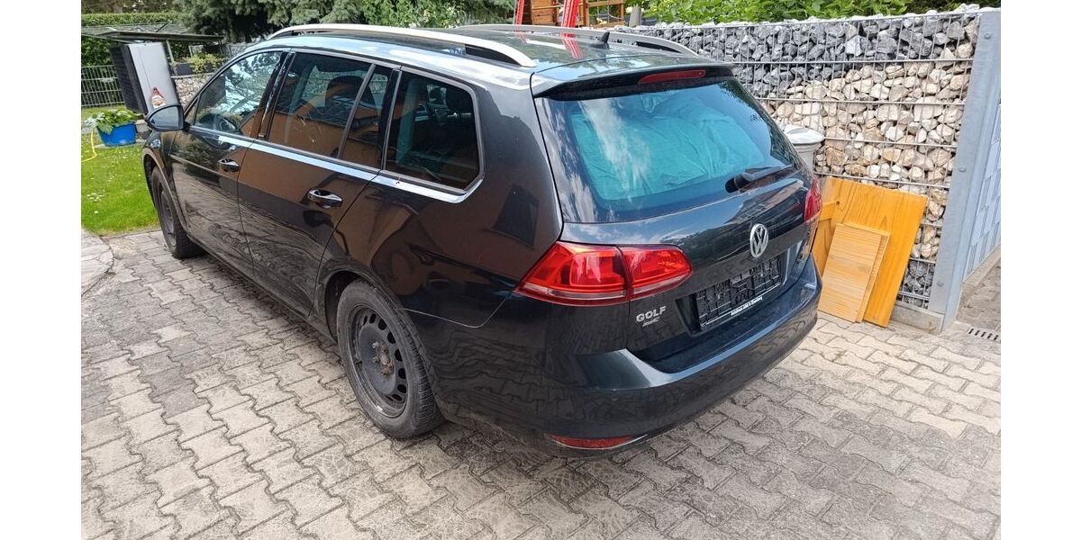 VW Golf 189.000 km 6.900 &euro; Weißenfels 06667