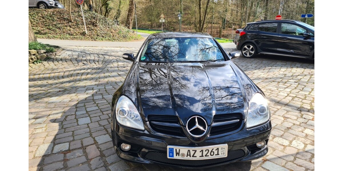 Mercedes-Benz SLK 350 185.000 km 10.499 &euro; Wuppertal 42275