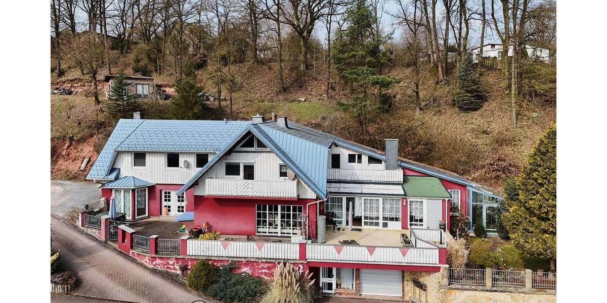 Haus zum Kaufen in Wasungen 395.000 € 349 m² 12 zimmer