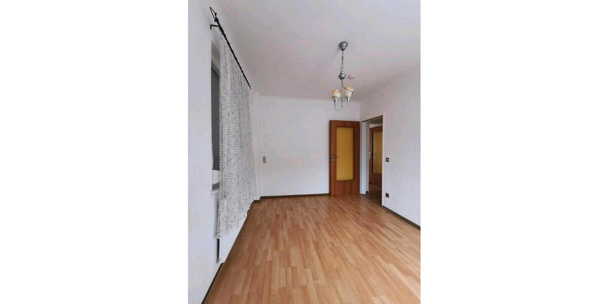 Etagenwohnung Albstadt - 3 Zimmer, 70 m&sup2;, 650&euro; | Angebot:26366220