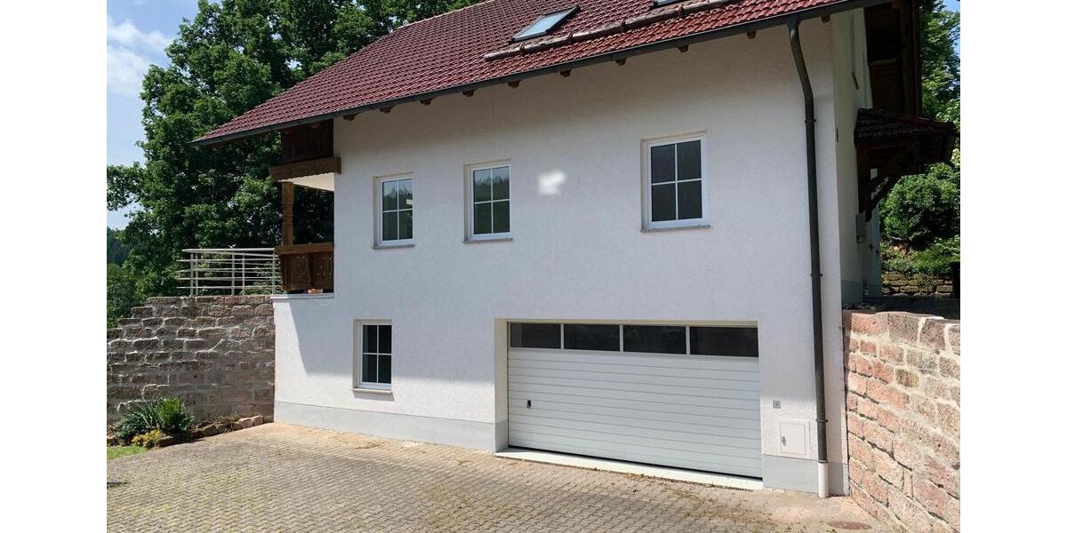 Einfamilienhaus Rödental - 7 Zimmer, 148 m&sup2;, 350.000&euro; | Angebot:25405723