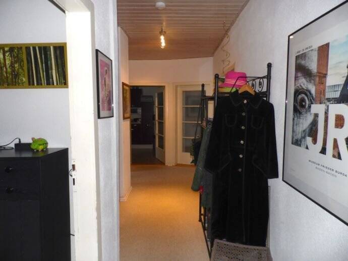 Etagenwohnung Ludwigshafen am Rhein Süd - 4 Zimmer, 100 m&sup2;, 850&euro; | Angebot:25879290