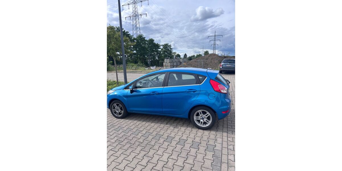 Ford Fiesta 165.080 km 4.000 &euro; Korschenbroich 41352