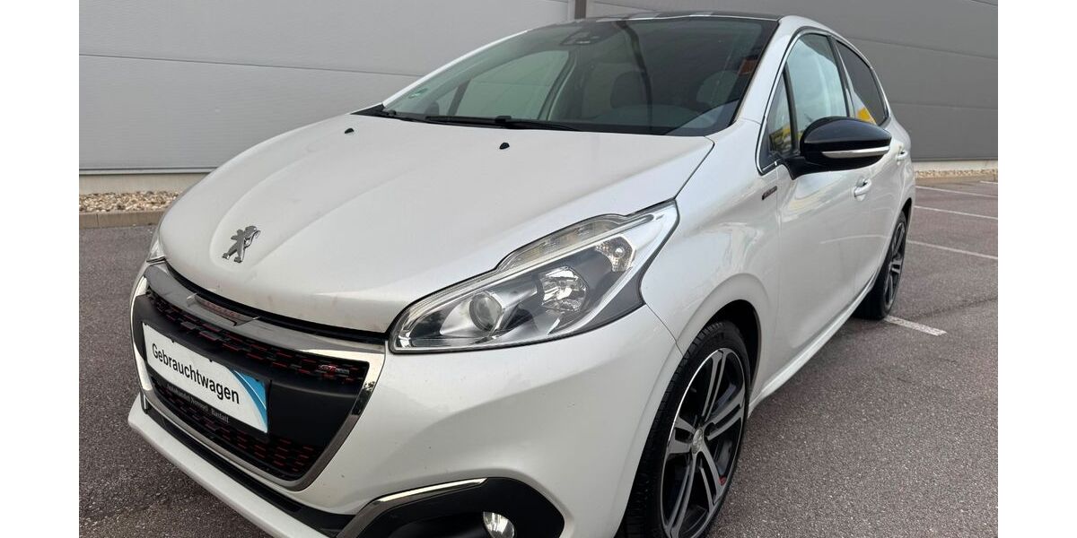 Peugeot 208 95.000 km 8.900 &euro; Rastatt 76437
