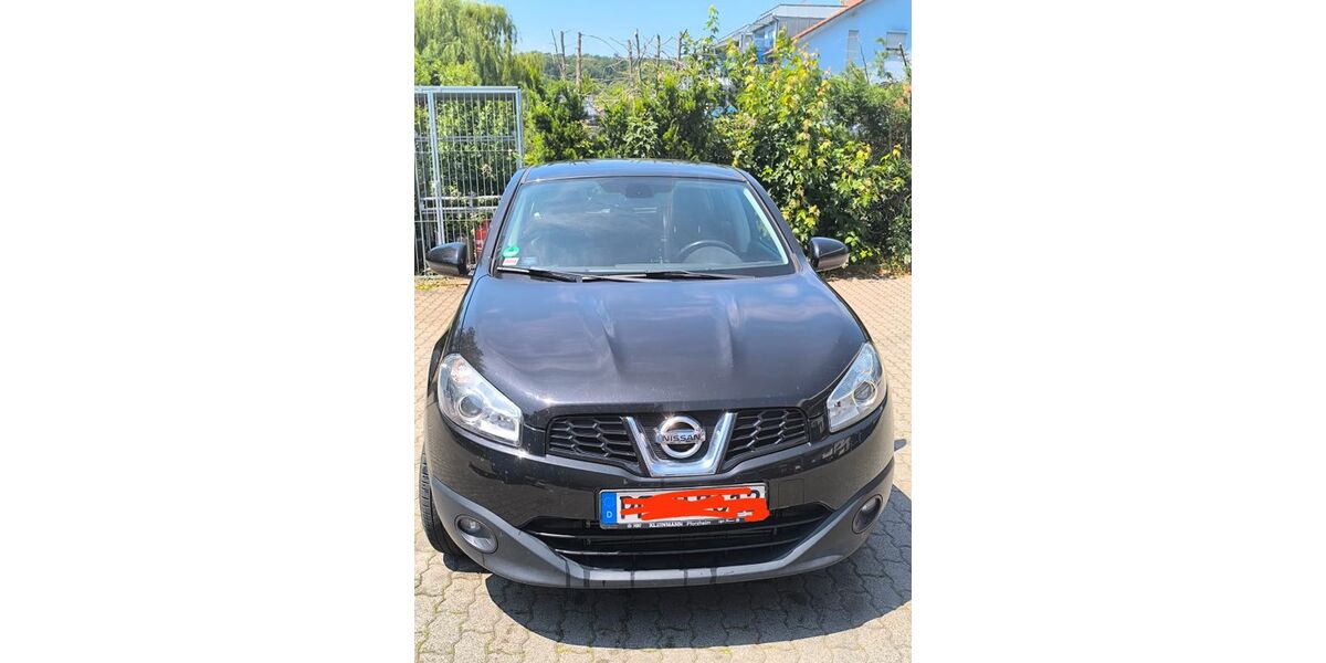Nissan Qashqai 141.000 km 7.950 &euro; Ötisheim 75443