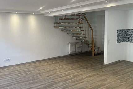 Haus Hardheim - 6 Zimmer, 180 m&sup2;, 385.000&euro; | Angebot:25706815