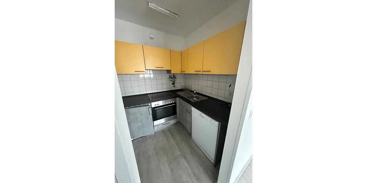 KA-Durlach 1 ZKB mit gr. Balkon, EBK, Stellplatz, Kellerabteil 1 zimmer