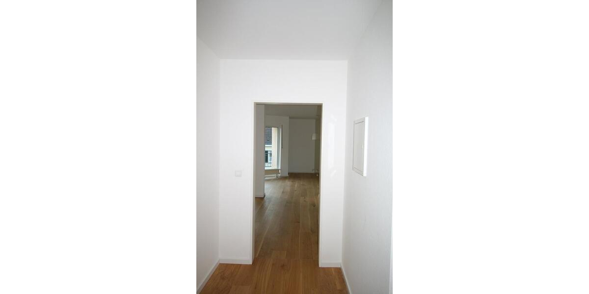 Etagenwohnung Leverkusen - 2 Zimmer, 71 m&sup2;, 1.000&euro; | Angebot:26399102